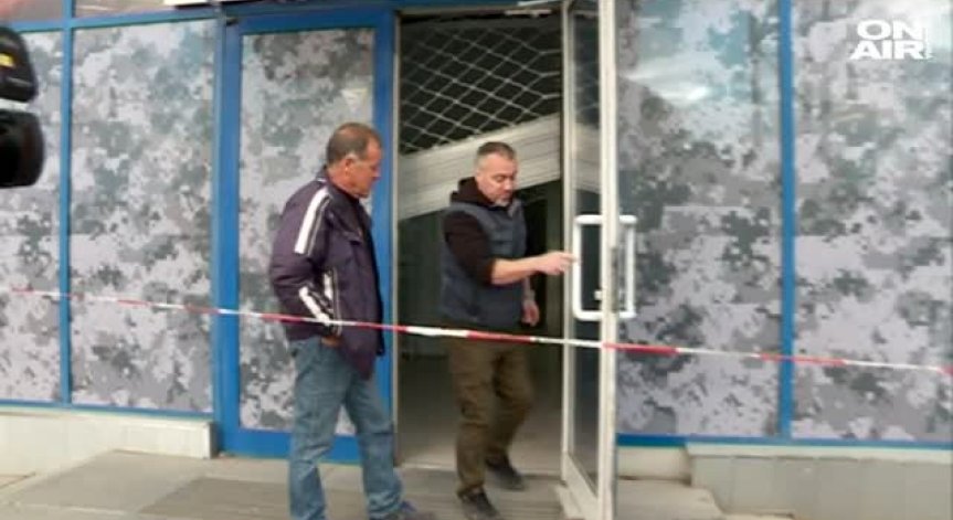 Ограбиха склад за въздушно и газово оръжие в София