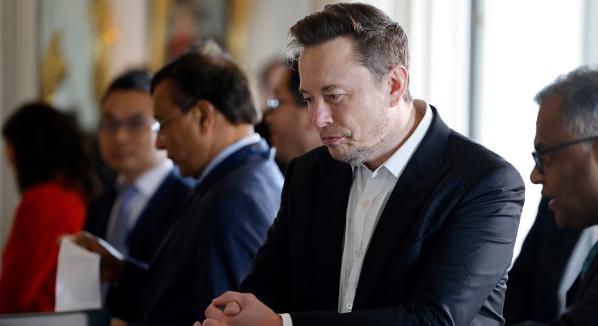 Къде отиде богатството на Мъск? Директорът на Tesla загуби над $20 млрд.