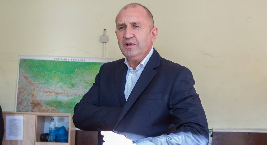 Президентът отново не спести критиките си.