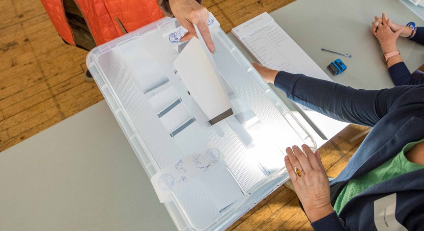 ЦИК пита за липсата на видеонаблюдение на някои места.