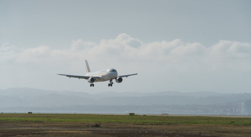 Eксперт: Самолетите на бъдещето ще са с водородно гориво