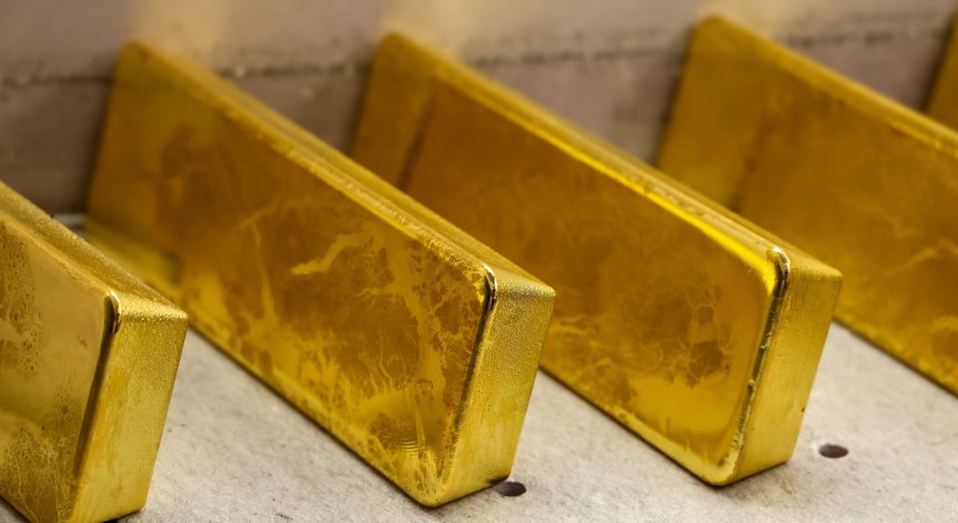 Рекорд: Руснаците са купили тонове злато от банките през изминалата година