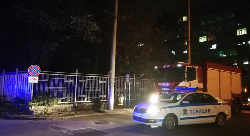 Застреляна жена е открита в автомобил в 