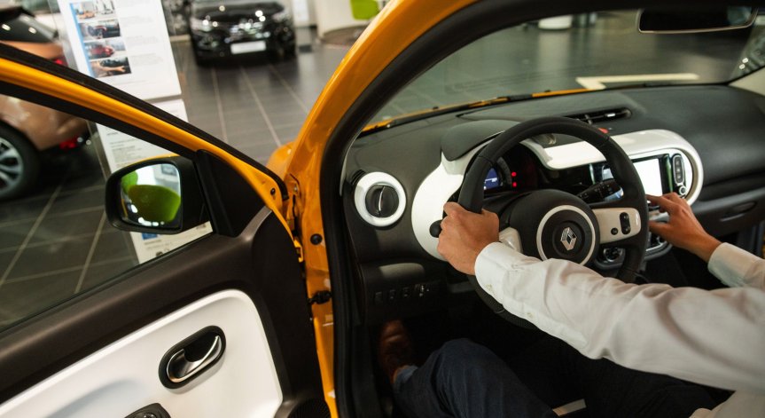 Заради недостиг на чипове: Автомобилен гигант няма да произведе 200 000 коли