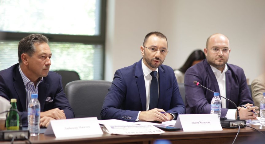 Антон Хекимян: Ще въведем електронно разрешение за строеж