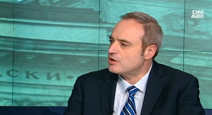 Дванайсетокласниците днес с 12 хил. по-малко отпреди 7 години