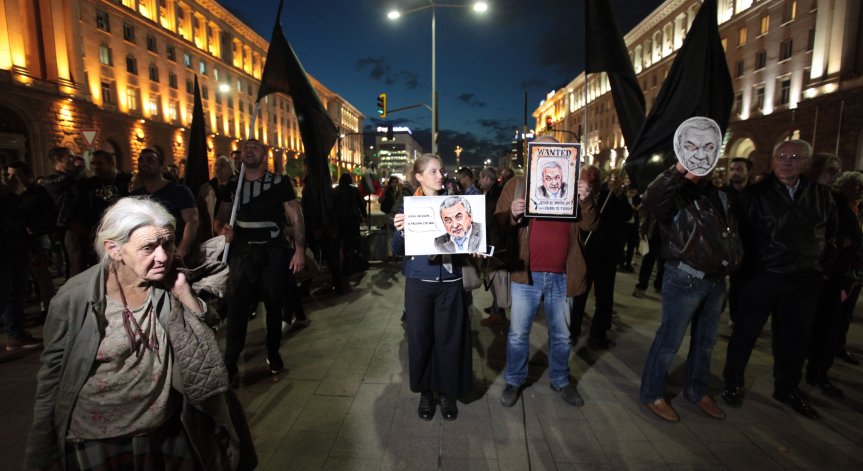 Манолова от протеста на 