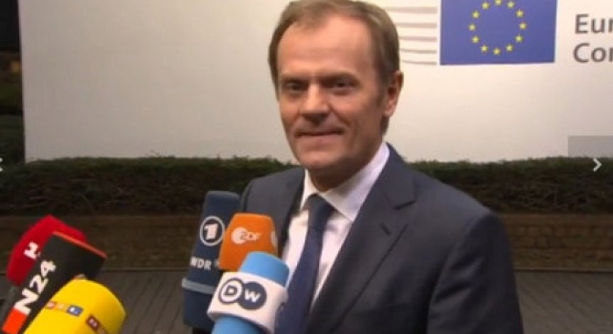 Туск покани Порошенко за заседанието на ЕС на 12 февруари