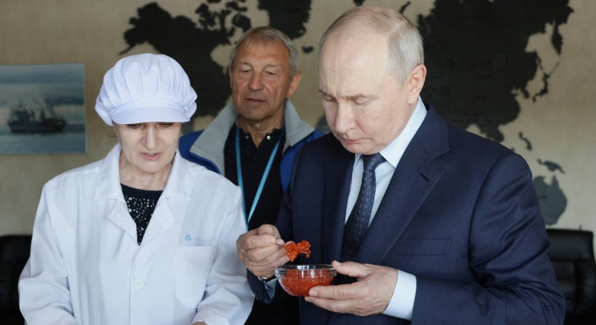 Япония: Посещението на Путин на Курилските острови е 