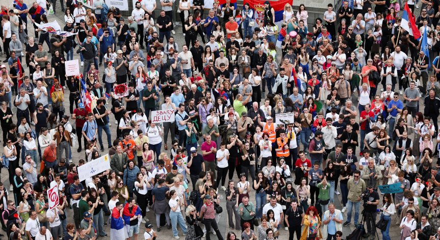 На синдикалните митинги ще присъстват и студенти.