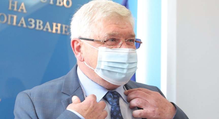 Столичната РЗИ отмени карантината и на министър Ананиев