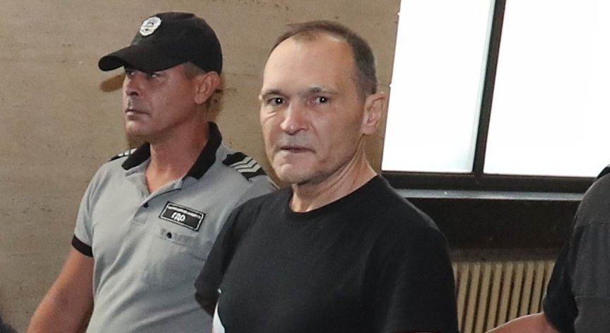 Божков още не е платил паричната си гаранция: Вместо да ме наградят, искат 500 000 лв.