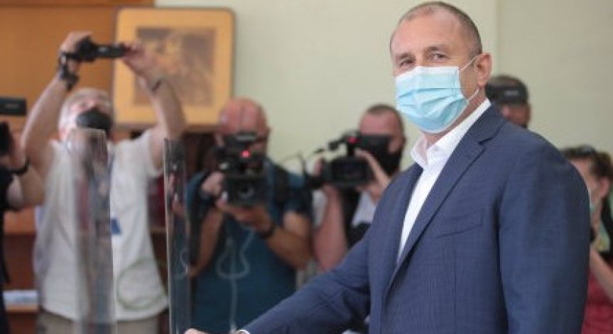 Радев в Созопол: България няма време за пилеене и организиране нa избори след избори