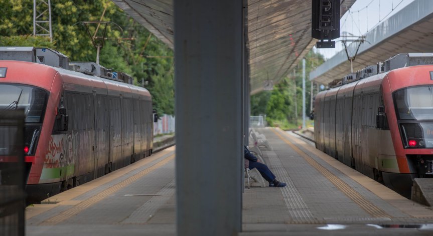 Хаос с влакове.