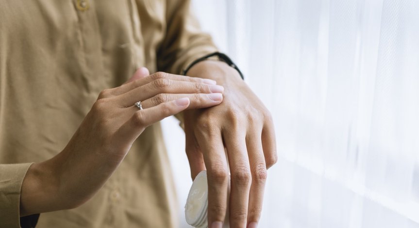 Кои са най-добрите съставки за чувствителна кожа?