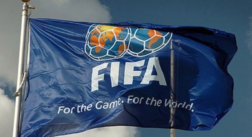 ЕП призовава за избирането на нов временен президент на FIFA