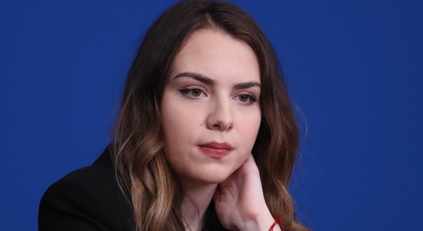 Нургюл Салимова направи реми срещу бивша световна шампионка