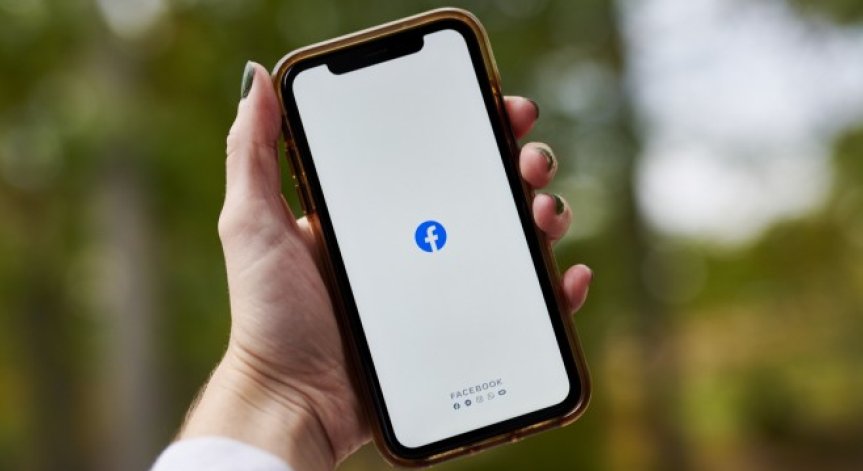 Изкуственият интелект на Facebook хваща 94,7% от речта на омразата