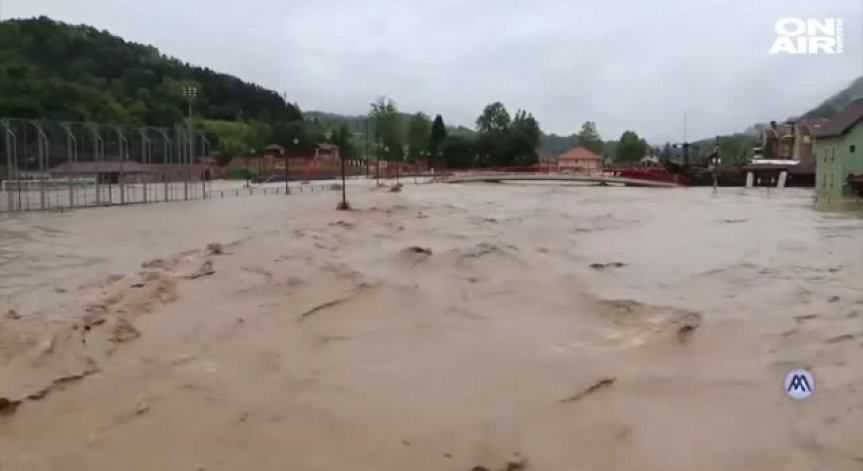 Бедствено положение в Сърбия заради проливните дъждове