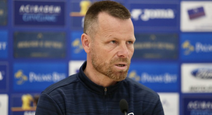 Чуждестранен треньор сменя Топузаков, на Топчо предлагат директорски пост