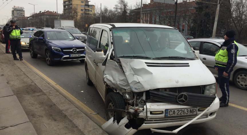 Десислава Плевнелиева катастрофира на 