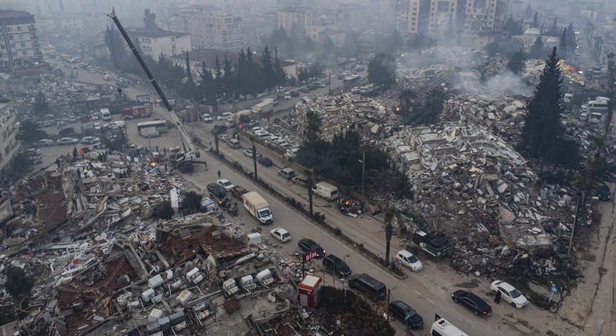 Официална оценка: Земетресението в Турция е причинило щети за 2 трлн. турски лири