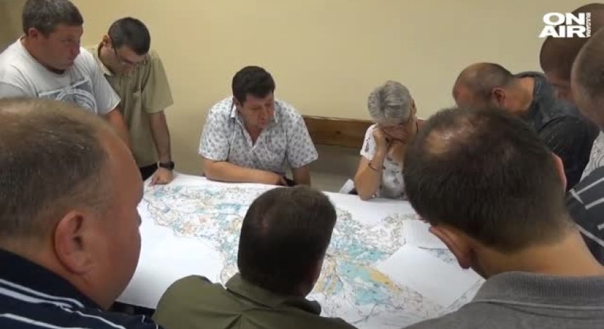 Ловци на бунт срещу проект, ограничаващ достъпа им до гората