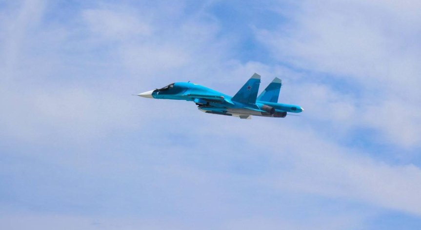 Украйна порази рядък руски Су-34 при мощен удар по военното летище 