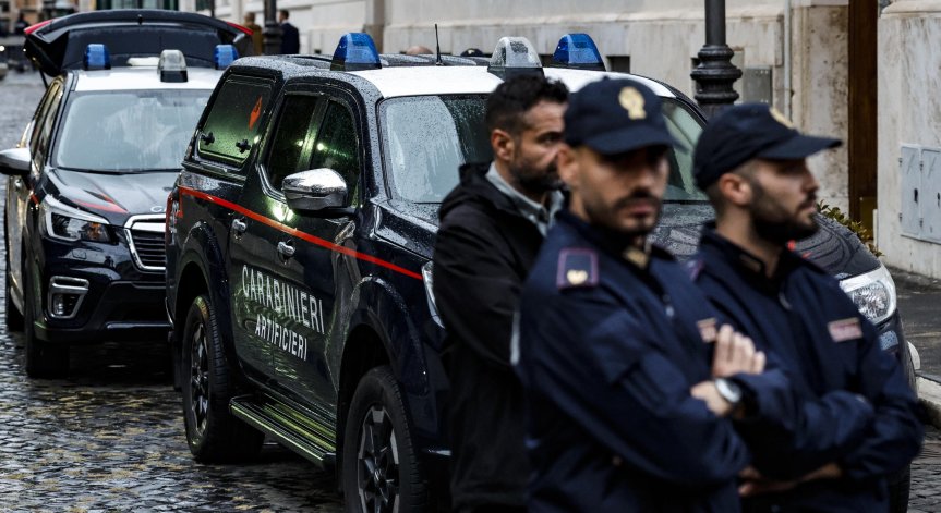 Бомбена заплаха срещу еврейско училище в Рим, сапьори действат на място