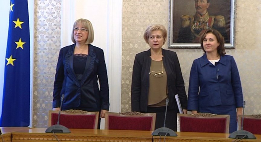 Преговарящите от ГЕРБ предлагат Радан Кънев да присъства на срещите