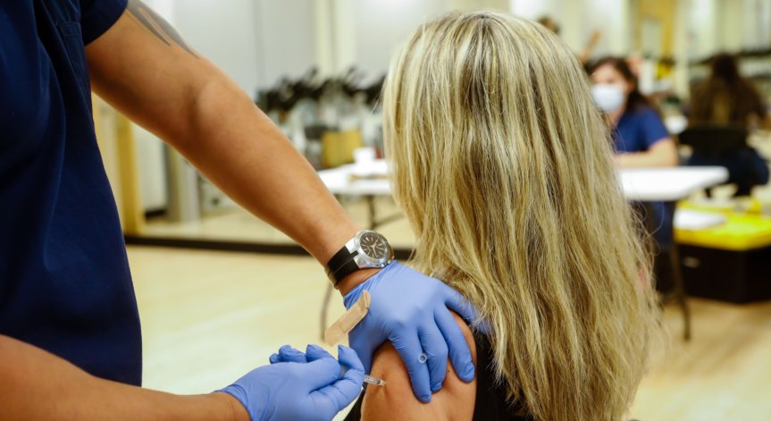 Проучване: Психиката ни се подобрява след първа доза ваксина срещу Ковид-19