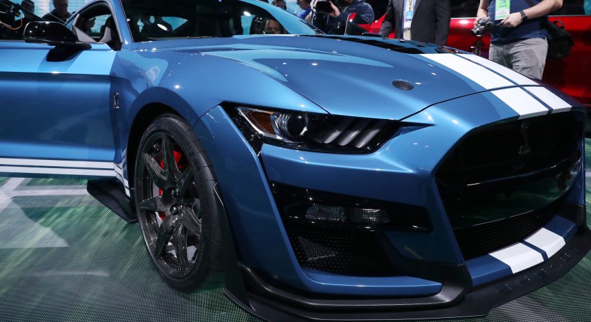 Новият Mustang Shelby GT500 с умопомрачителните 1200 к.с.