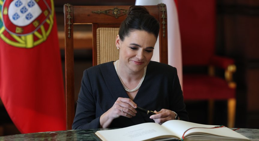 Унгарският президент отхвърли закон, който ограничава правата на хомосексуалните хора