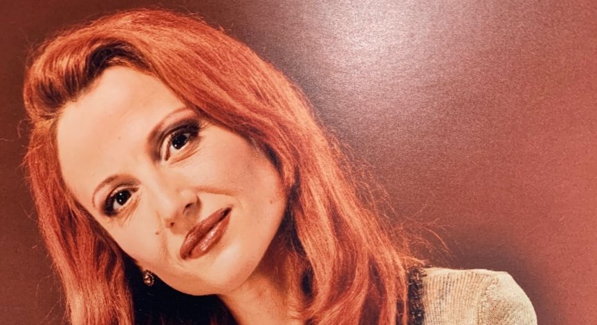Радинела Бусерска - откровено за журналистиката, живота и огненочервената коса