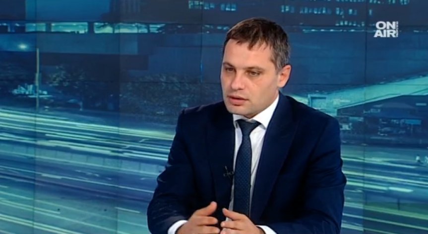 ГЕРБ и БСП осигурявали зрелище на народа, Патриотите - хляб