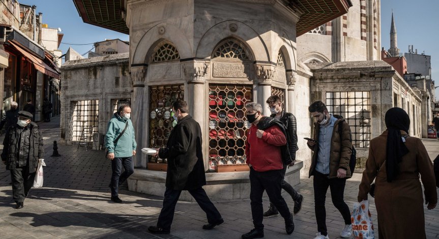 Турция регистрира над 61 хил. новозаразени за ден