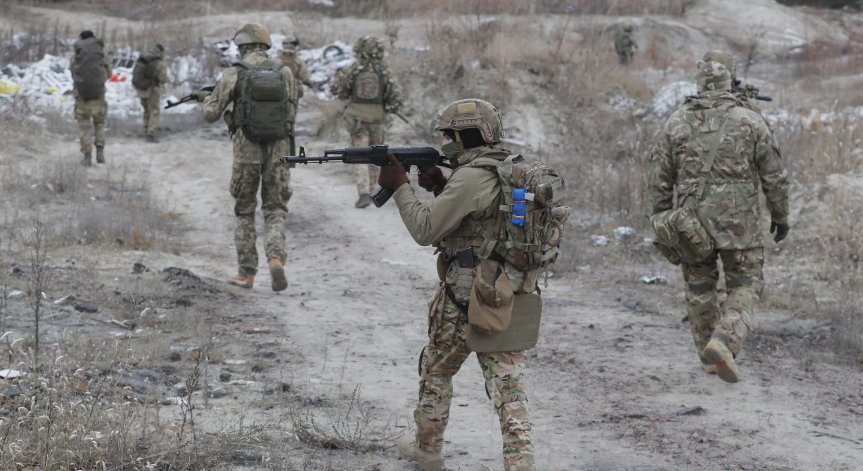 50 руски военни са убити или ранени при далекобойна украинска артилерийска стрелба