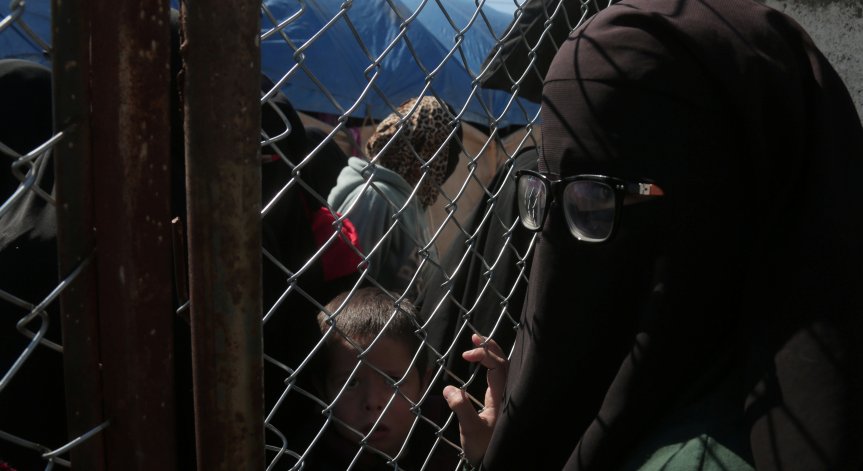 Омъжена за джихадист австралийка: Бях щастлива сред хората на ИДИЛ!  