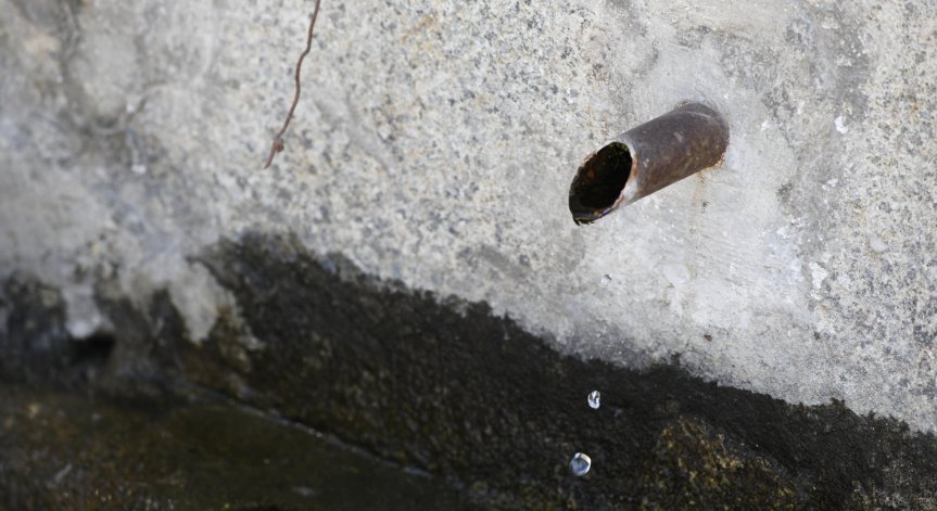 На чешмите се поставят надписи, указващи дали водата е годна за пиене.