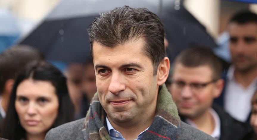 КС се произнася по казуса с гражданството на Кирил Петков