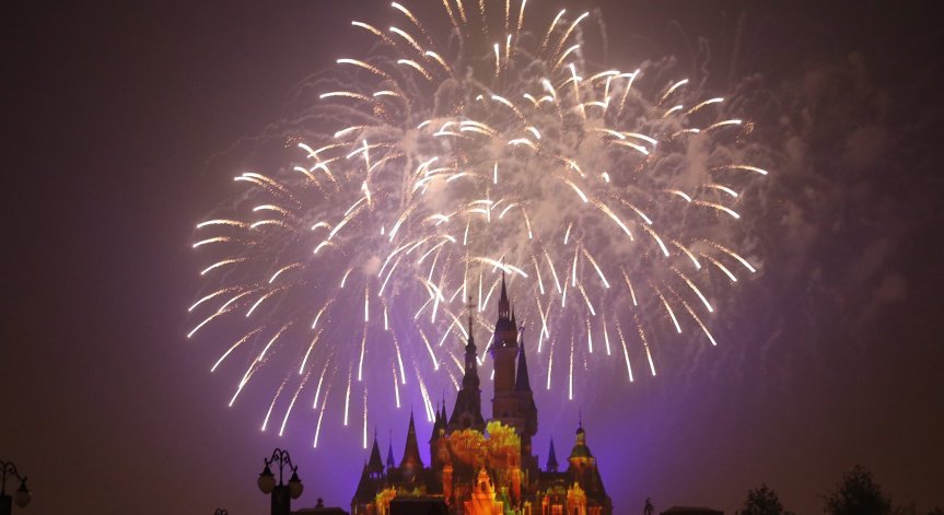 Ковид-19 нанесе тежък финансов удар върху Disney