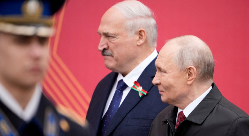 Лукашенко: Путин се съгласи, че намеса на Беларус във войната в Украйна ще навреди