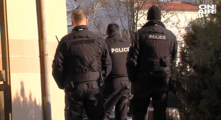 Спецпрокуратурата повдигна обвинения на шестима за финансиране на тероризъм