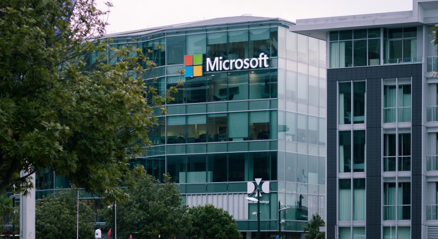 Microsoft възнамерява да купи приложението TikTok