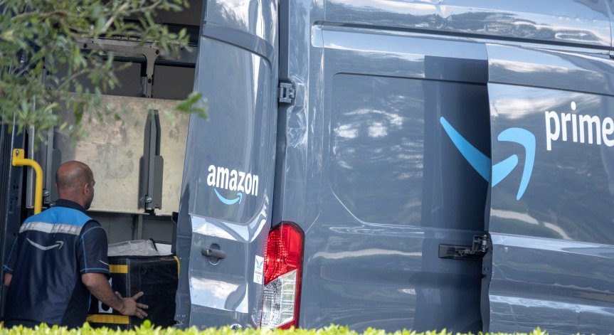 Amazon съкрати още 9000 служители, оправдава се с икономическата обстановка