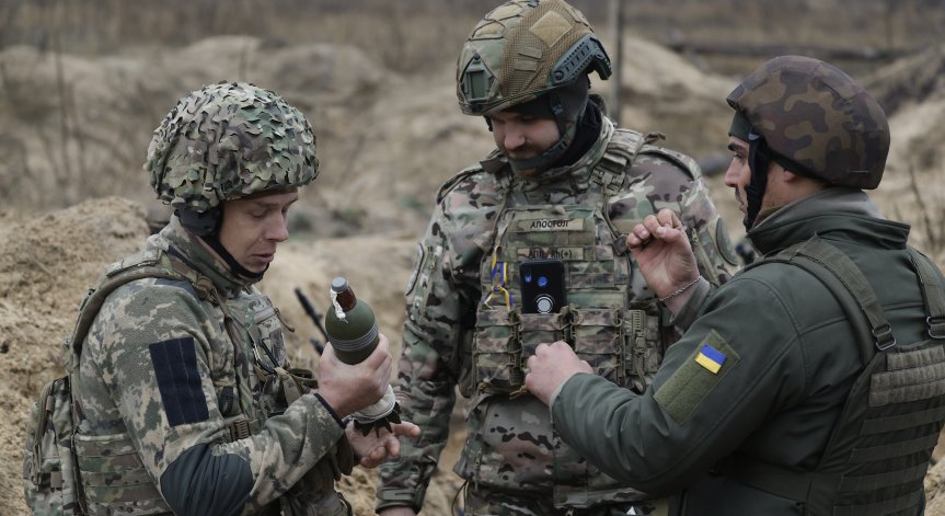 Украйна постигна чакан с месеци успех при Днепър - изтласка руските военни на до 8 км