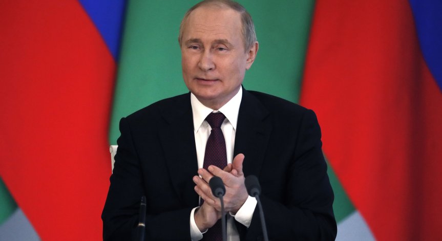Путин и КГБ: Властта на съветските тайни служби е програмирана да унищожава