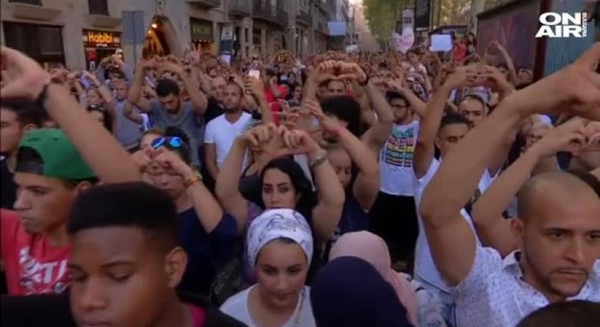 След кървавия терор: Барселона отново на крака!