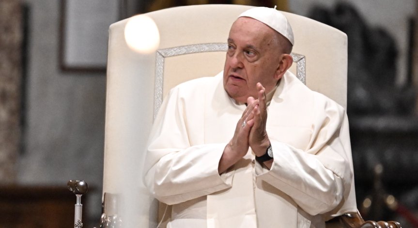 Папа Франциск се срещна с римските епископи за неравенството.