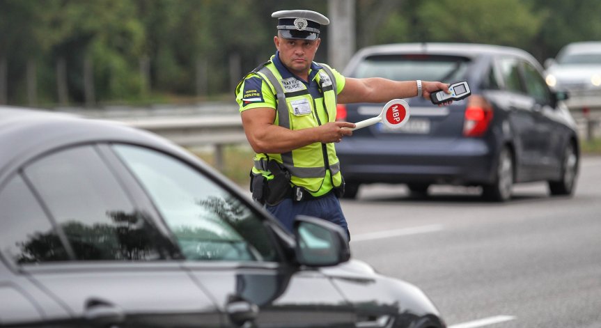 Хванаха 39 пияни и 8 дрогирани шофьори за ден, 12 са отказали тестване